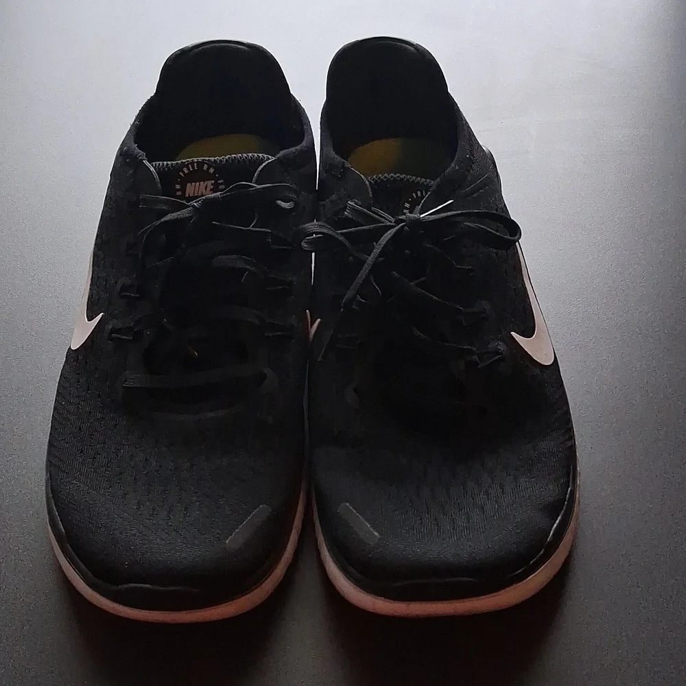 Nike Free RN 2018 Sneakers Shoes Black White 8.5